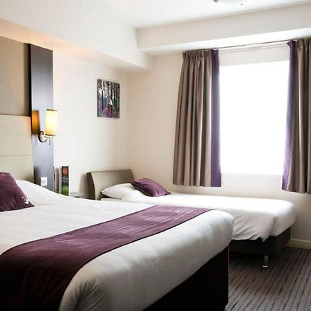 Premier Inn מרת'יר טידפיל מראה חיצוני תמונה